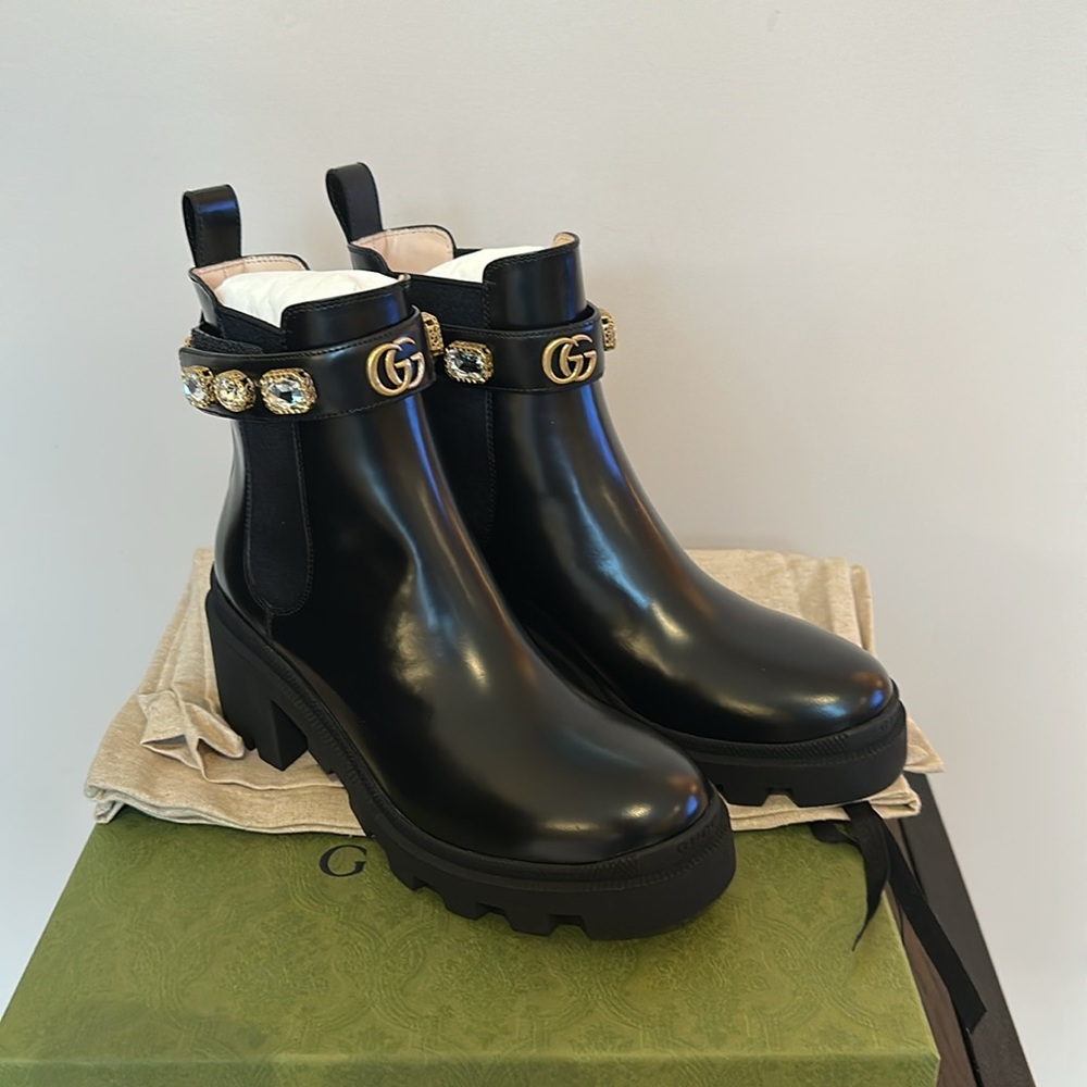 Gucci Leather Ankle Boot with Belt - Picture 4 of 9